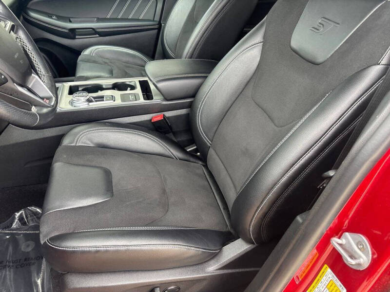 2024 Ford Edge ST