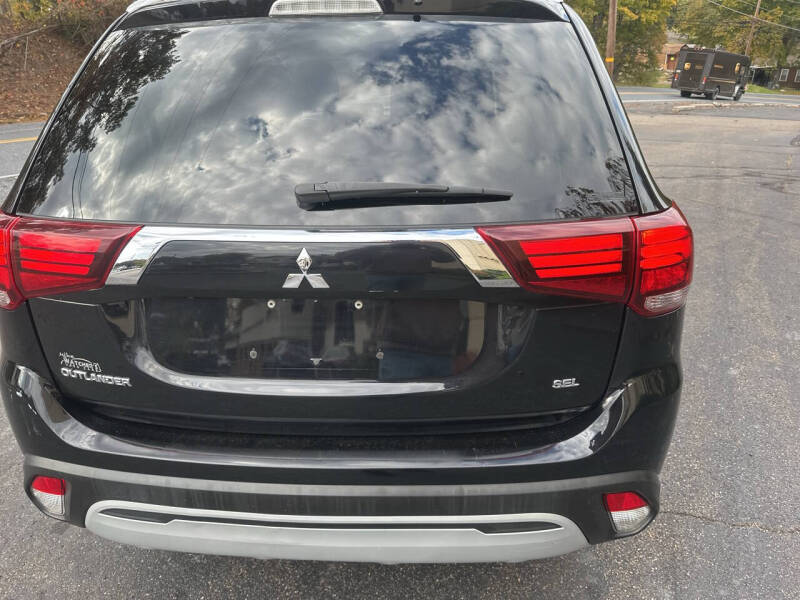 2020 Mitsubishi Outlander SEL