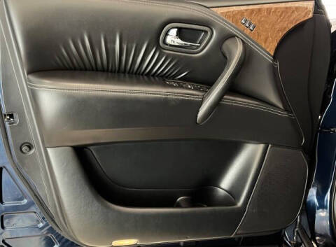 2017 Infiniti QX80 Signature Edition