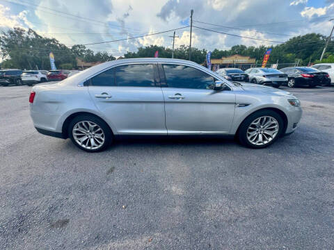 2017 Ford Taurus Limited