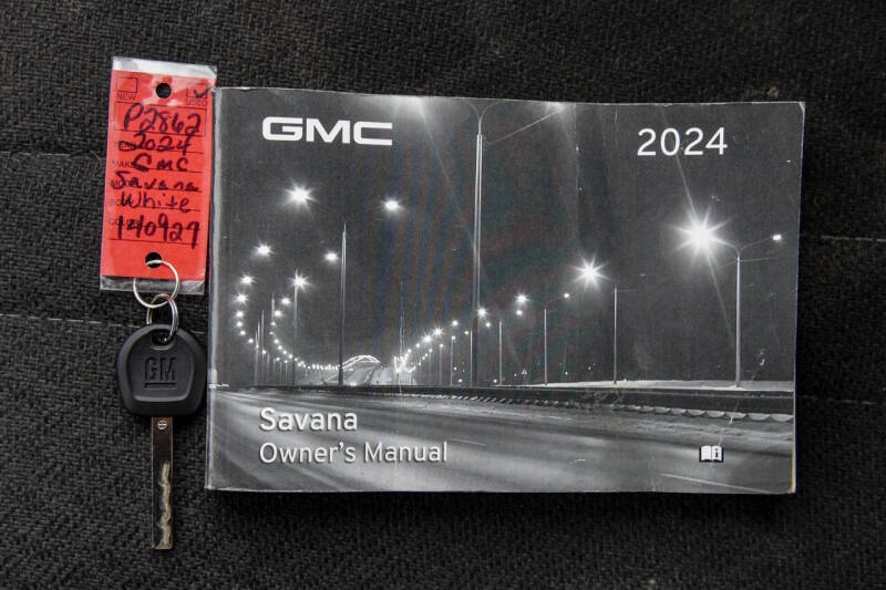 2024 GMC Savana 2500