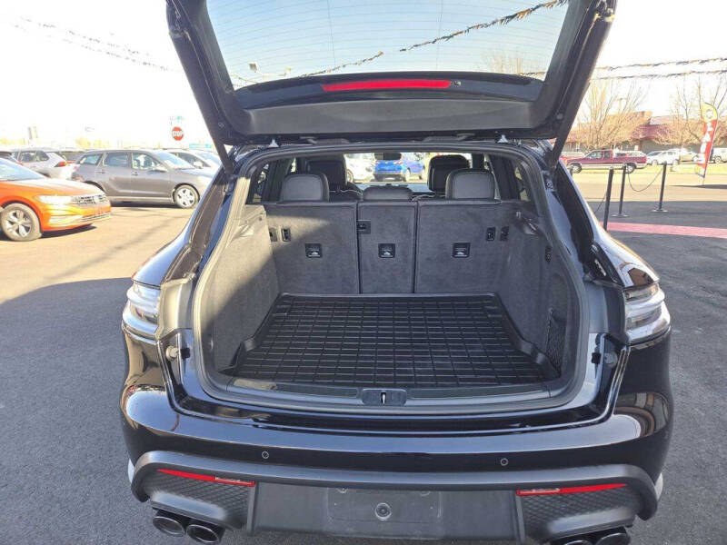 2022 Porsche Macan GTS