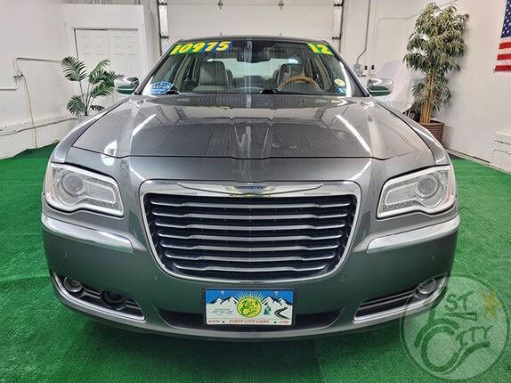 2012 Chrysler 300 Limited