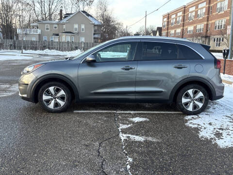 2017 Kia Niro LX