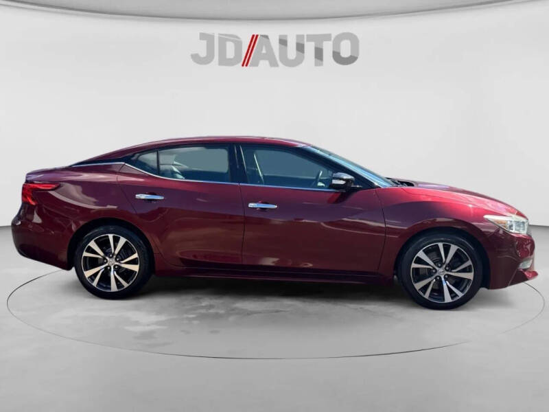 2016 Nissan Maxima