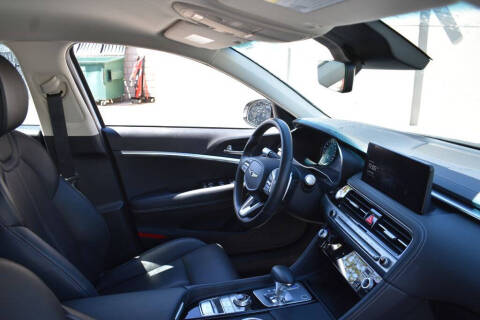 2025 Genesis G70