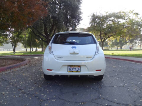 2013 Nissan LEAF SV