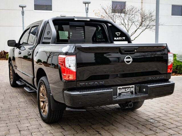 2024 Nissan Titan SV