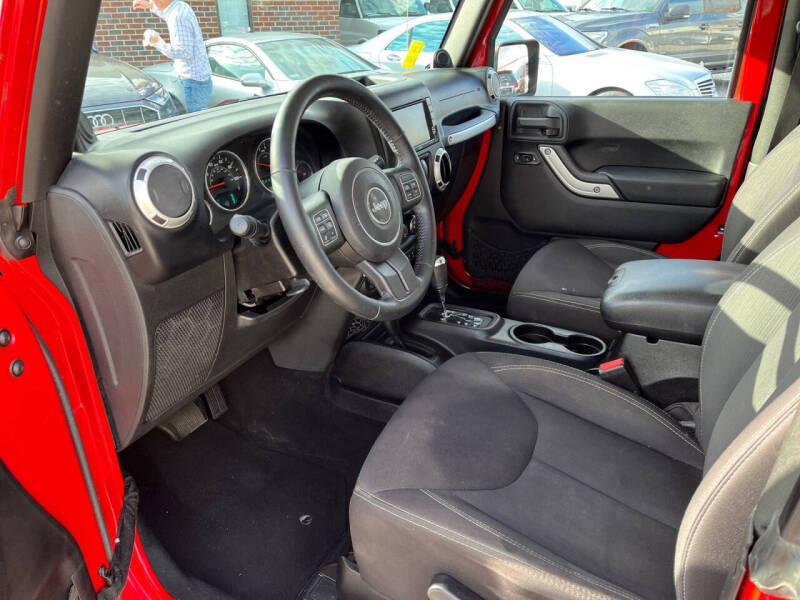 2013 Jeep Wrangler Sahara