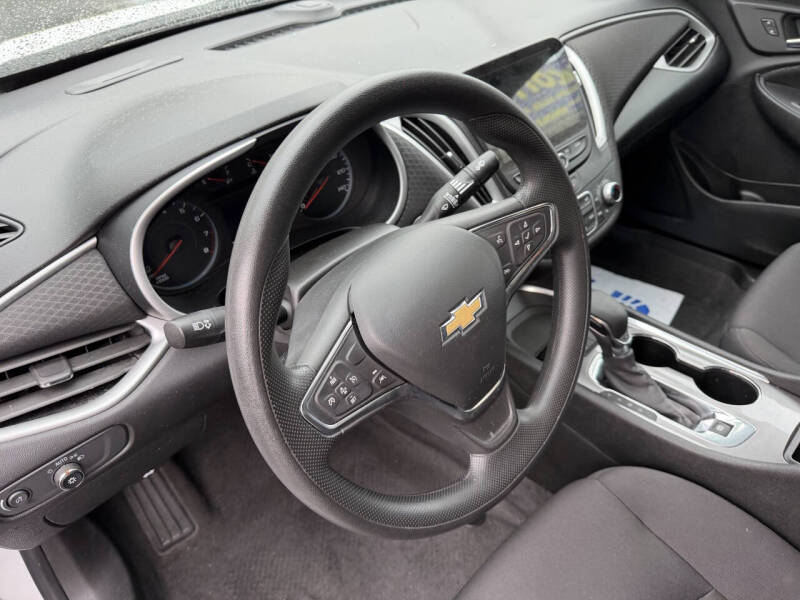 2024 Chevrolet Malibu LT