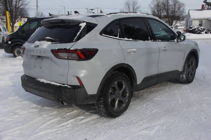 2025 Ford Escape ST-Line Select