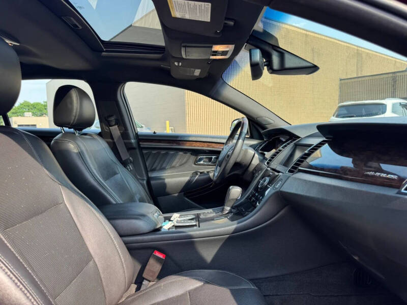 2014 Ford Taurus Limited