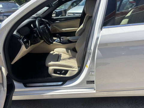2021 BMW 5 Series 530i