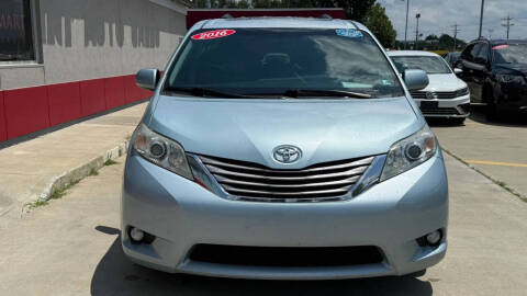 2016 Toyota Sienna