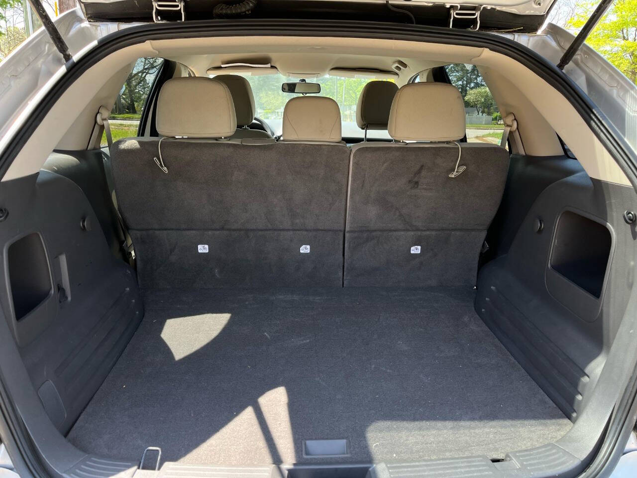 Silver 2013 Ford Edge SE SE 4dr Crossover 9