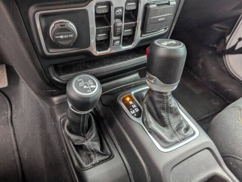 2024 Jeep Wrangler Sahara 4xe