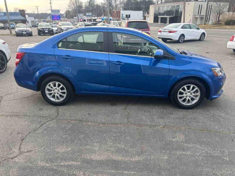2020 Chevrolet Sonic LT