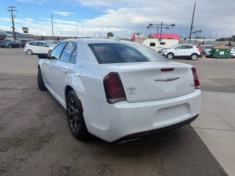 2018 Chrysler 300 S