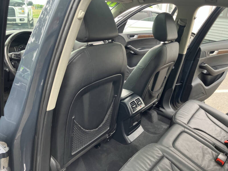 2011 Audi Q5 3.2 quattro Premium Plus