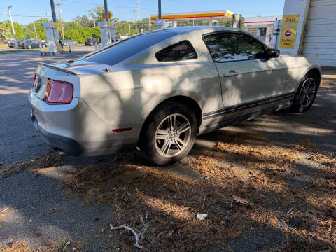 2010 Ford Mustang V6 Premium