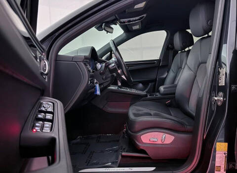 2020 Porsche Macan S