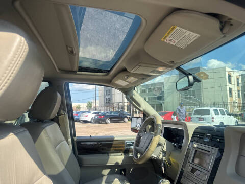 2008 Lincoln Navigator L