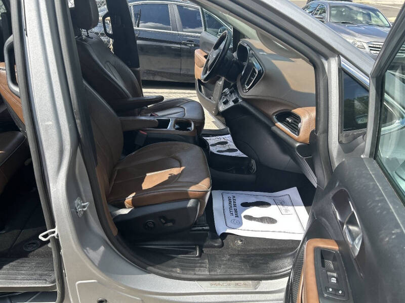 2017 Chrysler Pacifica Limited
