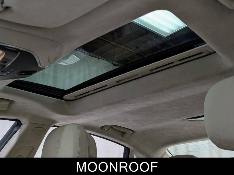 2014 Maserati Quattroporte Sport GT S