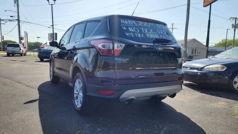 2017 Ford Escape SE