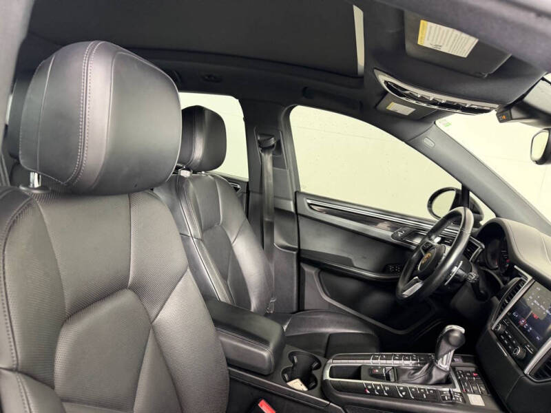 2018 Porsche Macan S