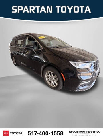 2024 Chrysler Pacifica Touring L