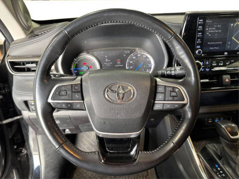 2022 Toyota Highlander Hybrid Limited