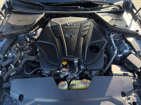 2022 Infiniti Q60 Red Sport 400