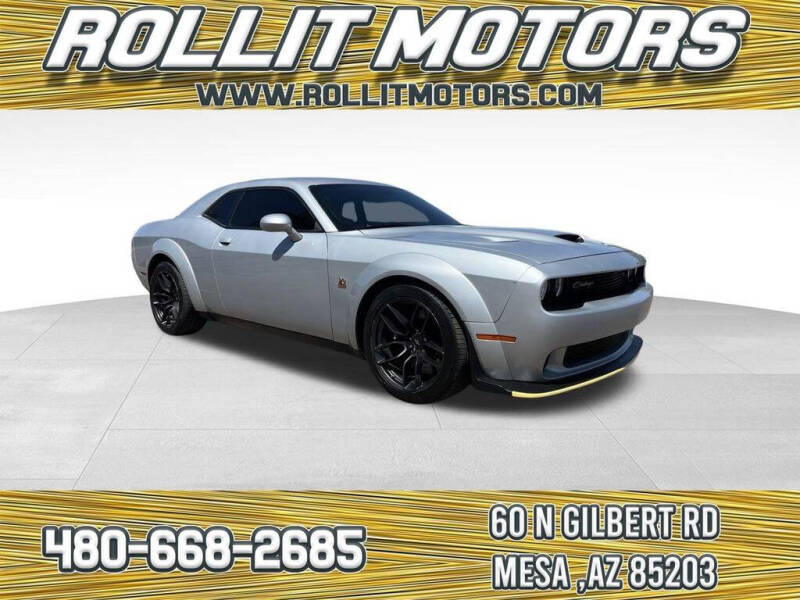 2022 Dodge Challenger R/T's photo