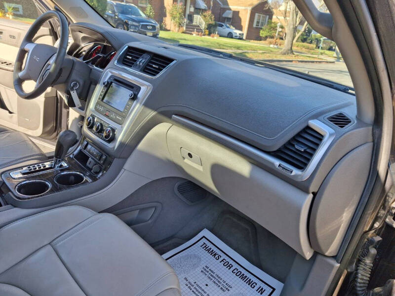 2016 GMC Acadia SLT-1