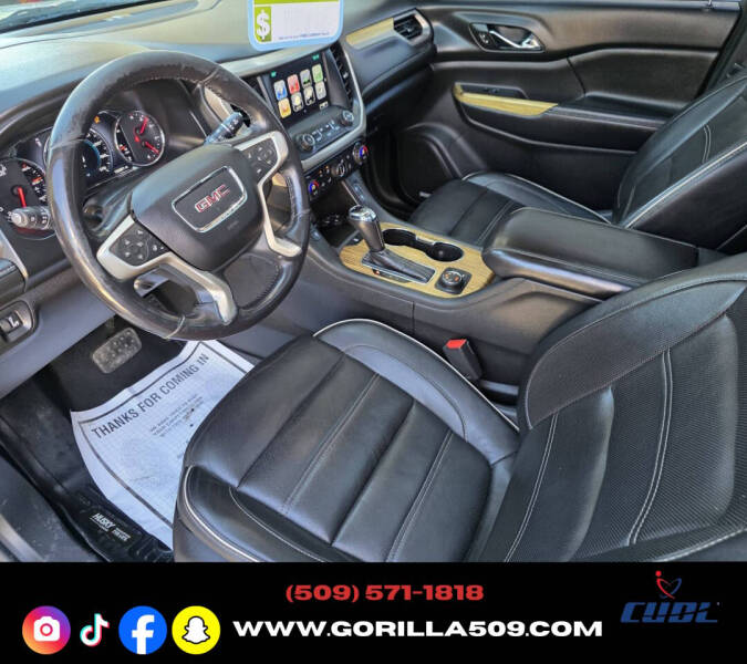 2017 GMC Acadia Denali