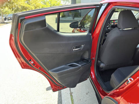 2020 Toyota C-HR XLE