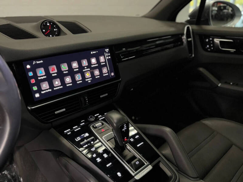 2023 Porsche Cayenne