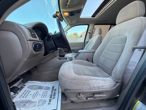 2005 Ford Explorer XLT