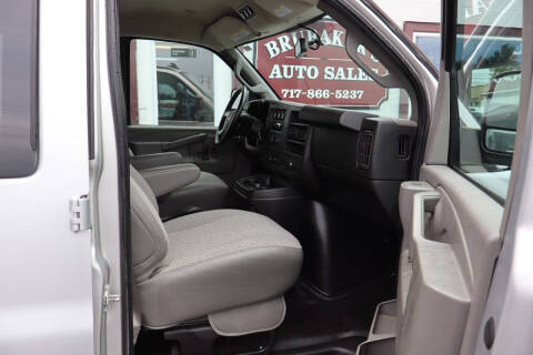 2018 Chevrolet Express LS 2500