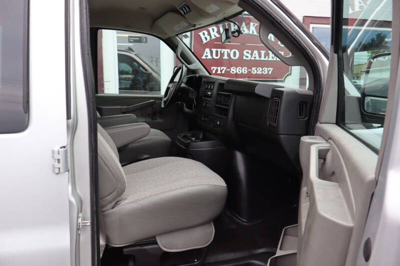 2018 Chevrolet Express LS 2500