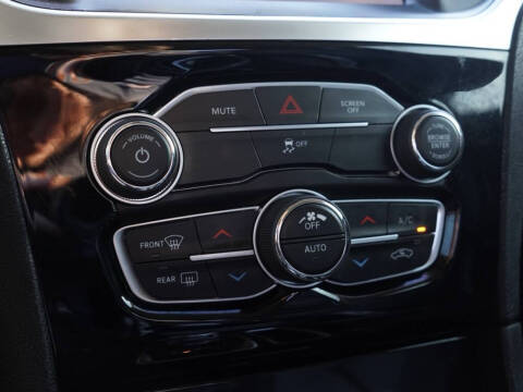 2023 Chrysler 300 Touring