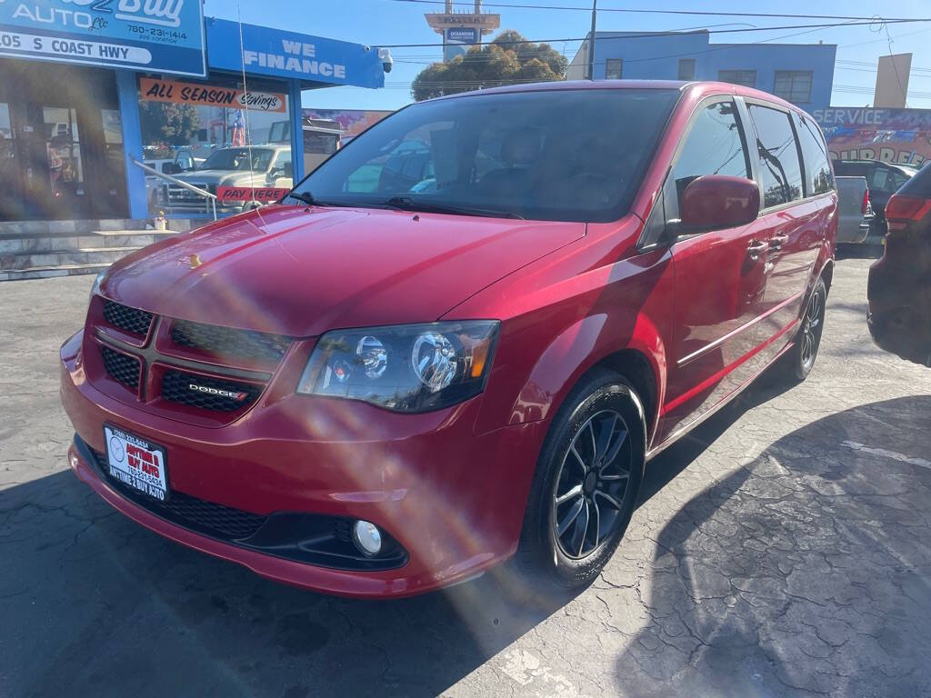 Red 2016 Dodge Grand Caravan R/T R/T 4dr Mini-Van 2