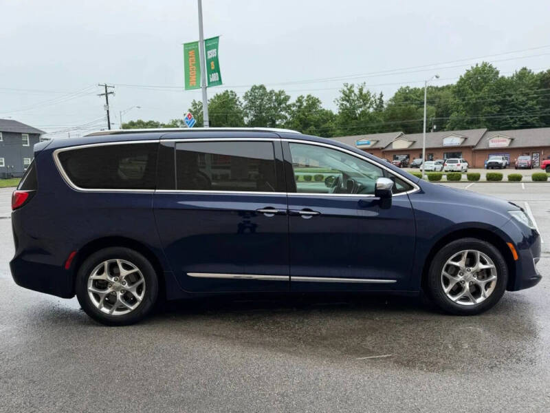 2017 Chrysler Pacifica Limited