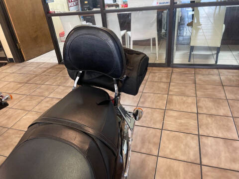 2008 Suzuki Boulevard