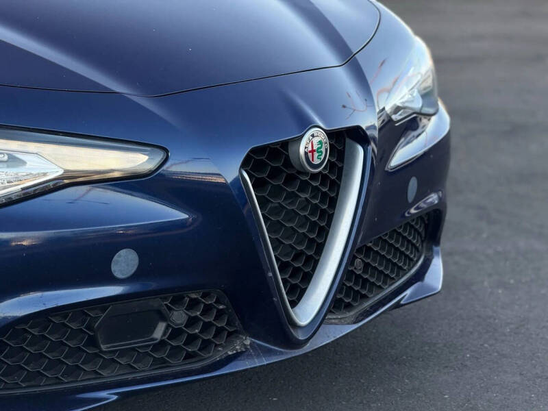 2017 Alfa Romeo Giulia Ti