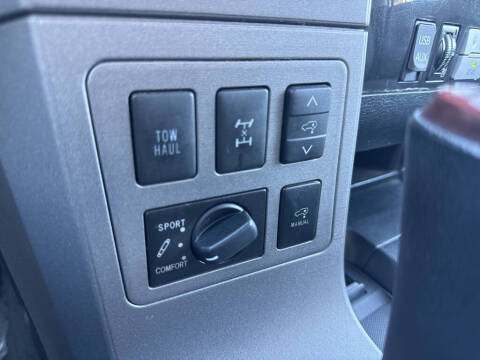 2013 Toyota Sequoia Platinum