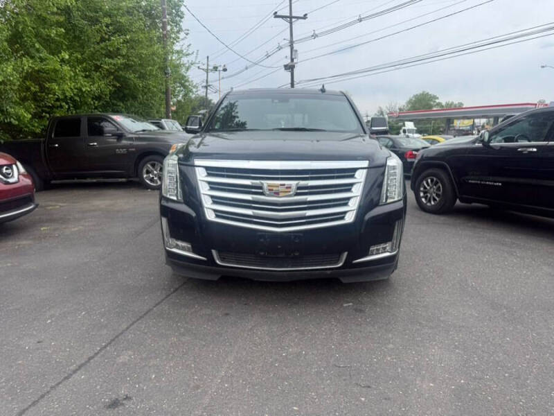 2018 Cadillac Escalade Platinum
