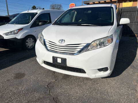 2015 Toyota Sienna for sale at SuperBuy Auto Sales Inc in Avenel NJ