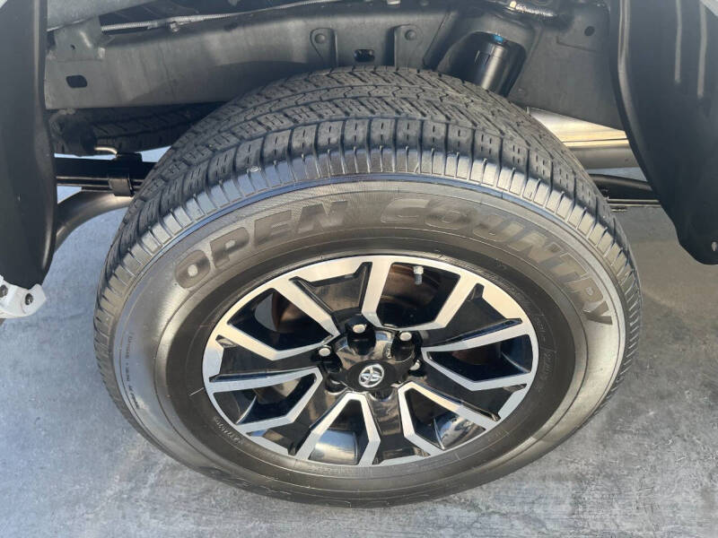 2021 Toyota Tacoma TRD Sport